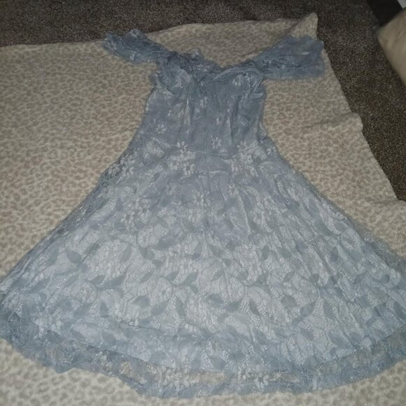 Dress - Picture 1 of 2